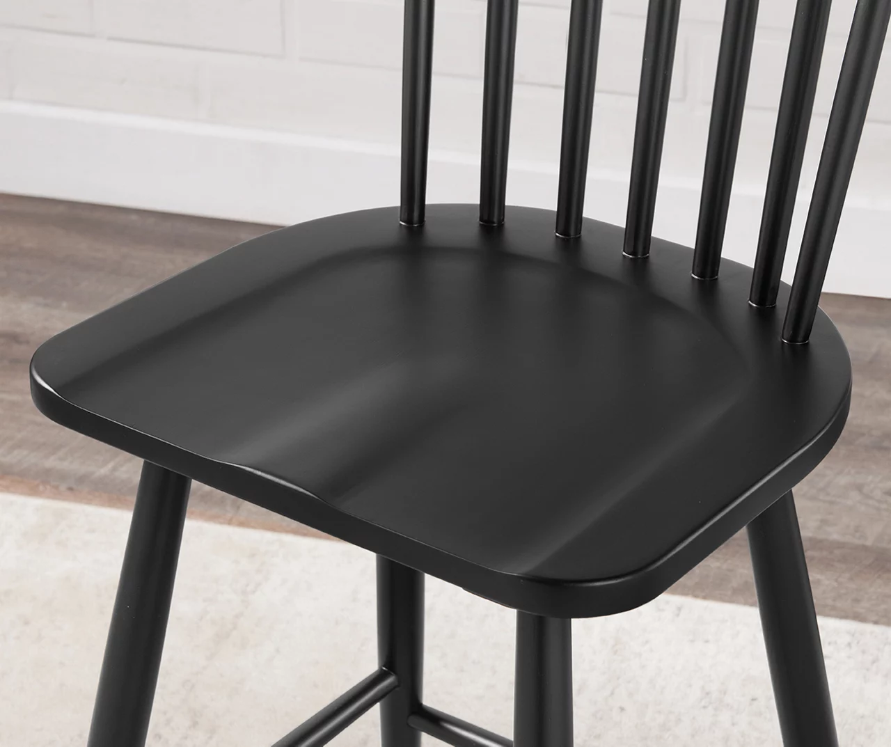 Heirlooms Windsor Counter Chairs, 2-Pack 4 Heirlooms Windsor Counter Chairs, 2-Pack - Image 4