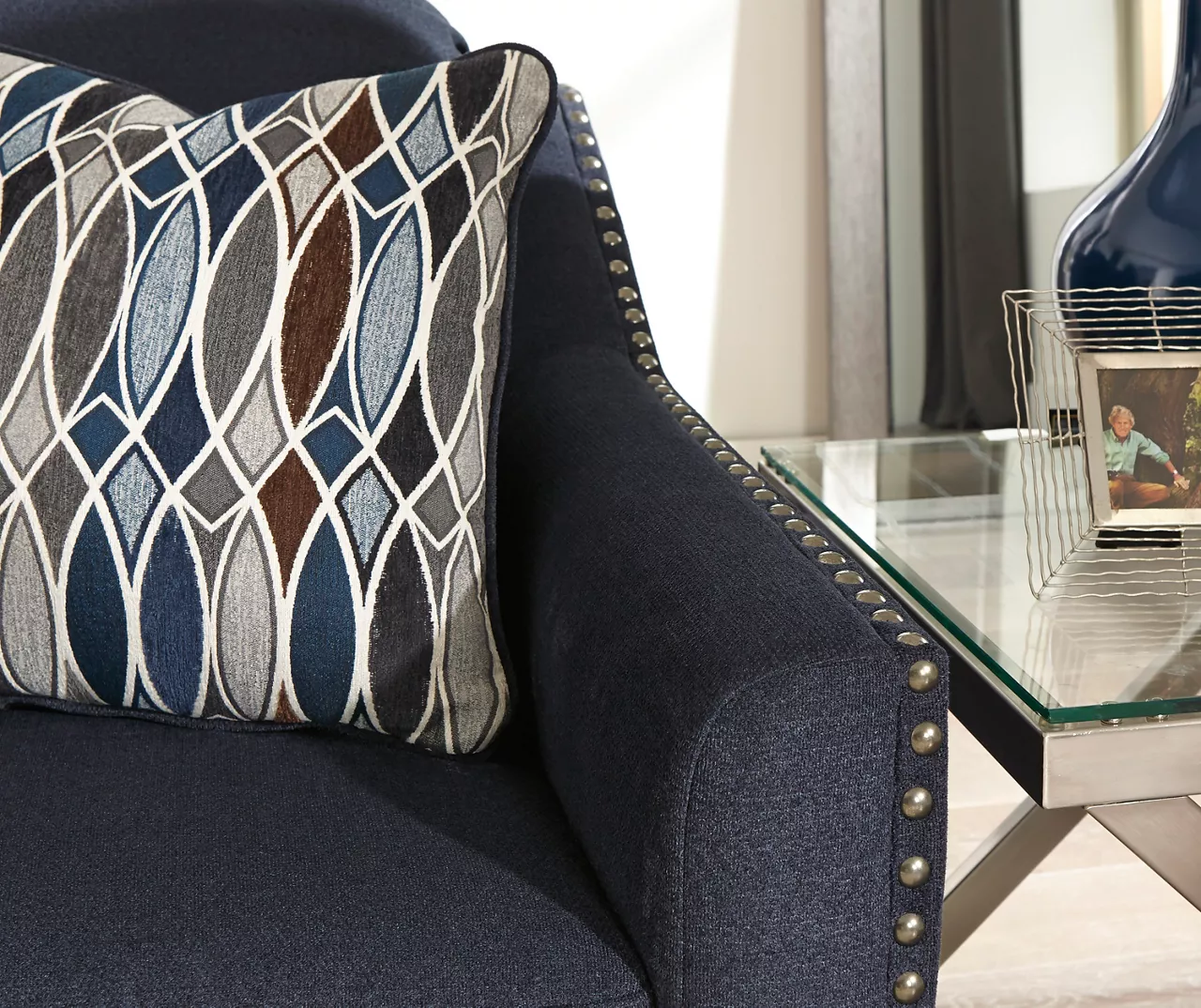 Creeal Heights Midnight Blue Sofa 4 Creeal Heights Midnight Blue Sofa - Image 4